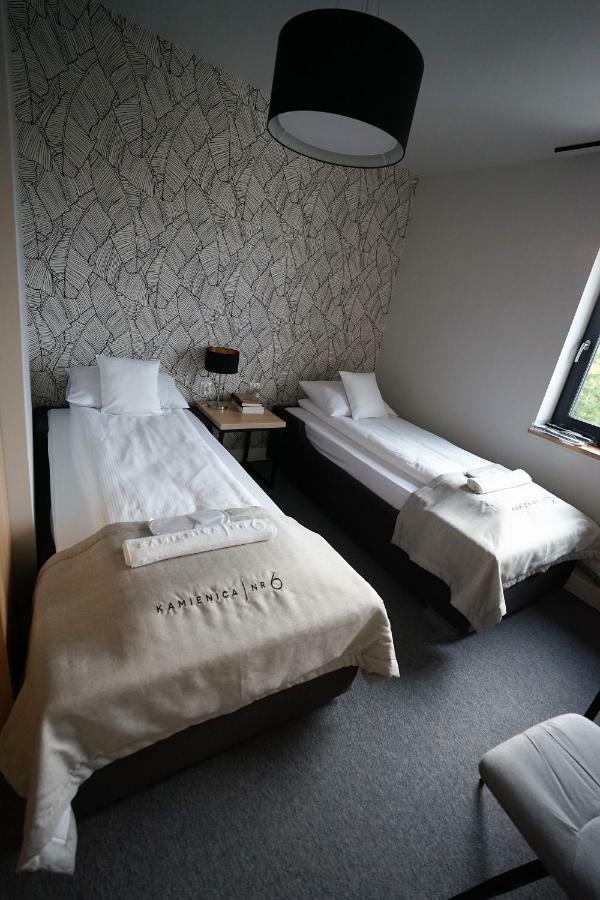 Aparthotel Kamienica Nr 6 à Aleksandrów Łódzki Extérieur photo