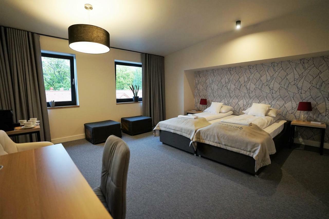 Aparthotel Kamienica Nr 6 à Aleksandrów Łódzki Extérieur photo